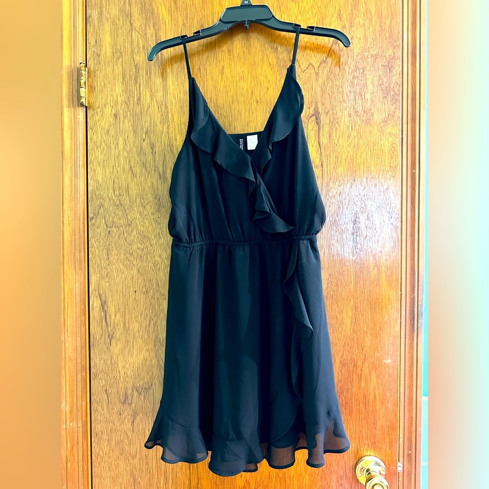 Divided H&M size 8 black ruffle dress.